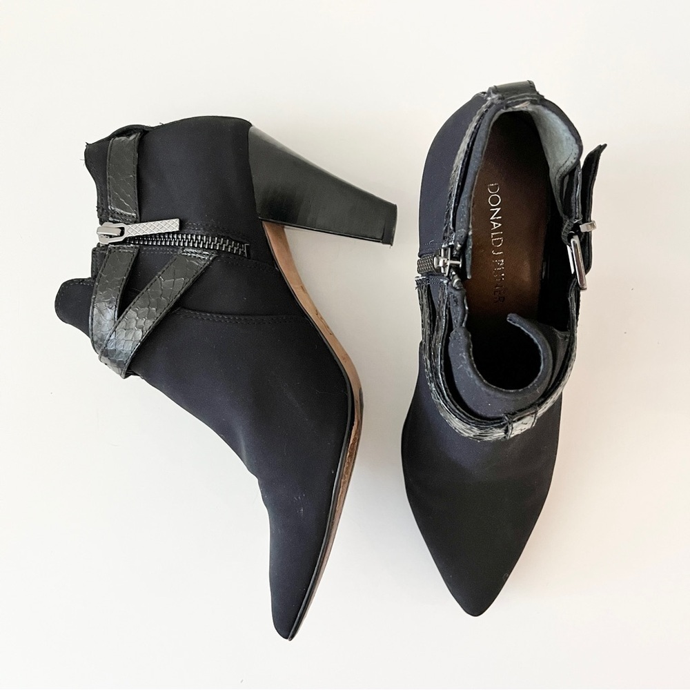 Donald J. Pliner Black Tamy Pointed Toe Ankle Boots w/ Metallic Buckle – Size 7M